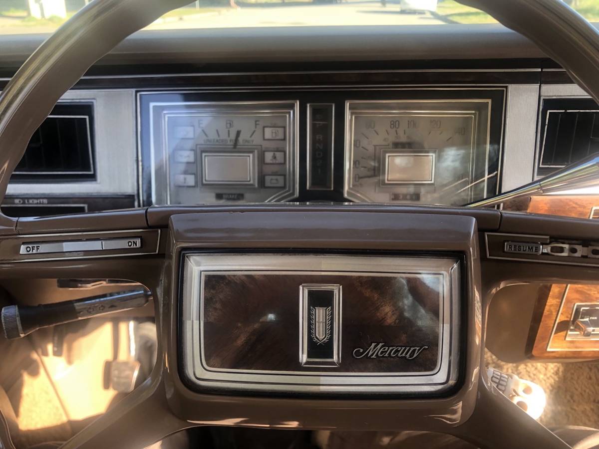 Mercury-marquis-brougham-1981-brown-9
