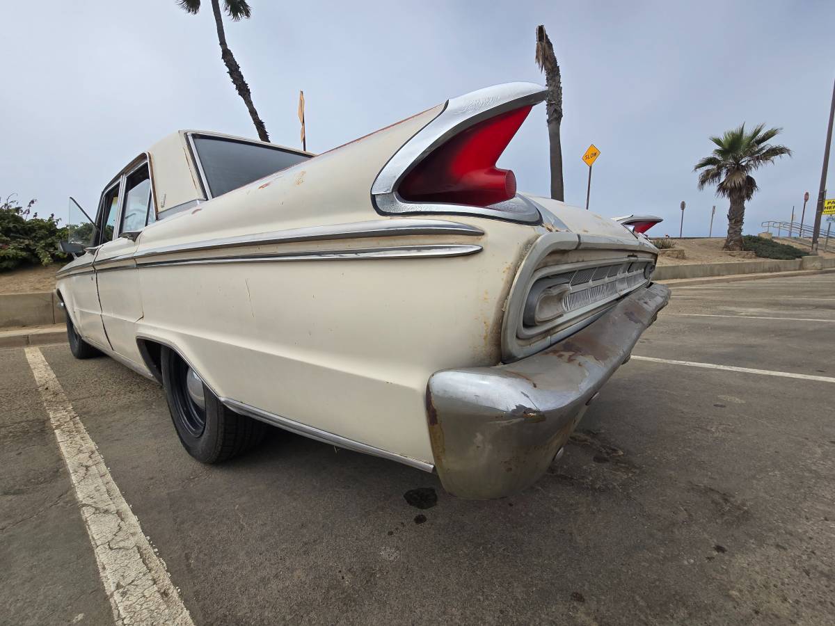 Mercury-meteor-1963-4