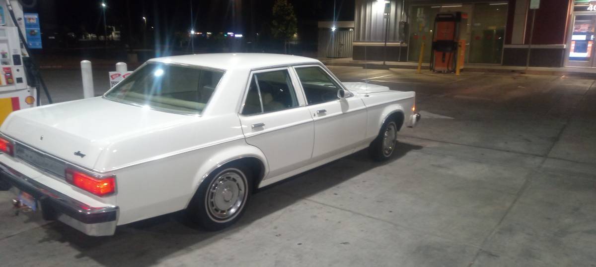 Mercury-monarch-1980-13