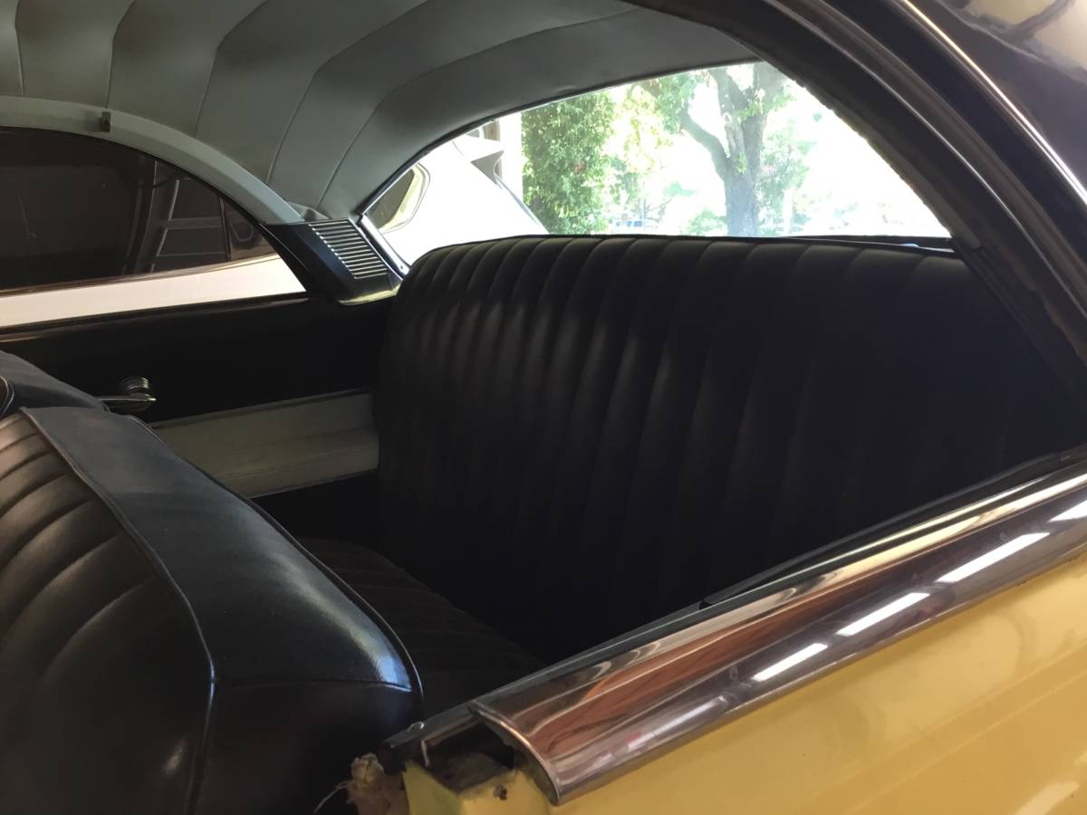 Mercury-monterey-1954-yellow-34