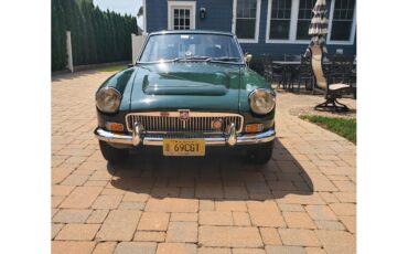 Mg-Cgt-1969-British-Racing-Green-Black-1