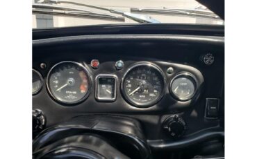 Mg-Cgt-1969-British-Racing-Green-Black-13