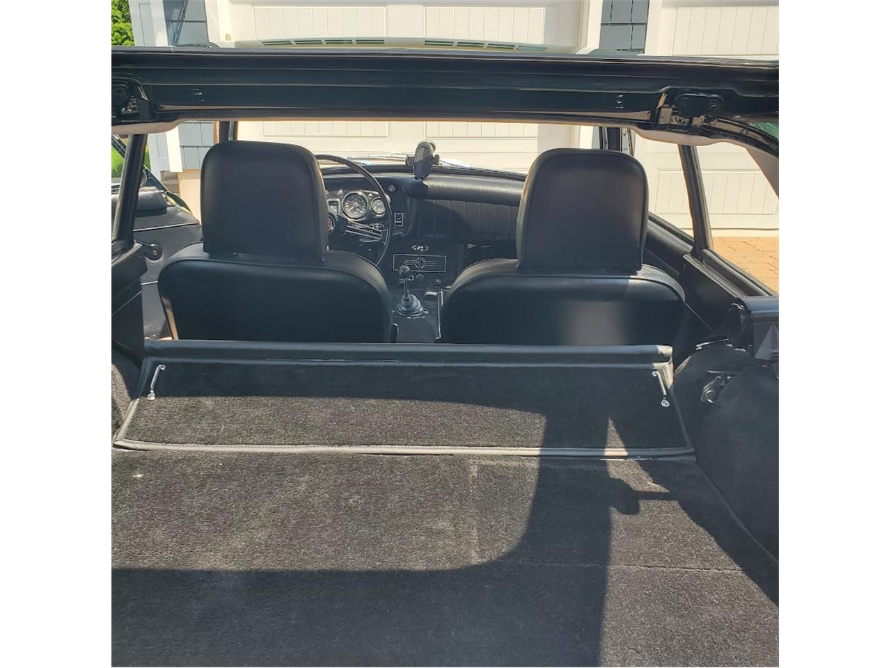 Mg-Cgt-1969-British-Racing-Green-Black-15