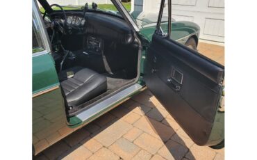 Mg-Cgt-1969-British-Racing-Green-Black-16