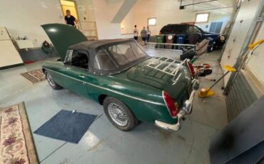 Mg-Mgb-1969-British-Racing-Green-Black-13