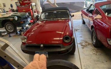 Mg-Mgb-1979-Red-1