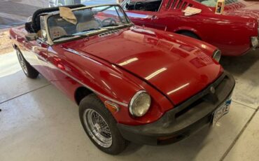 Mg-Mgb-1979-Red-11