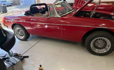 Mg-Mgb-1979-Red-12