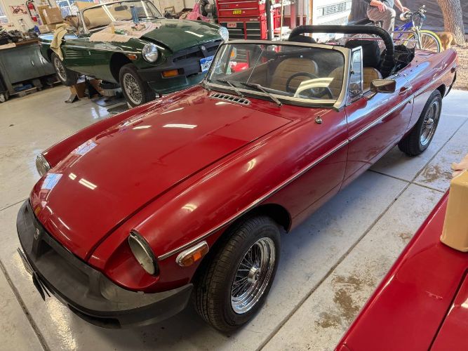 Mg-Mgb-1979-Red-13