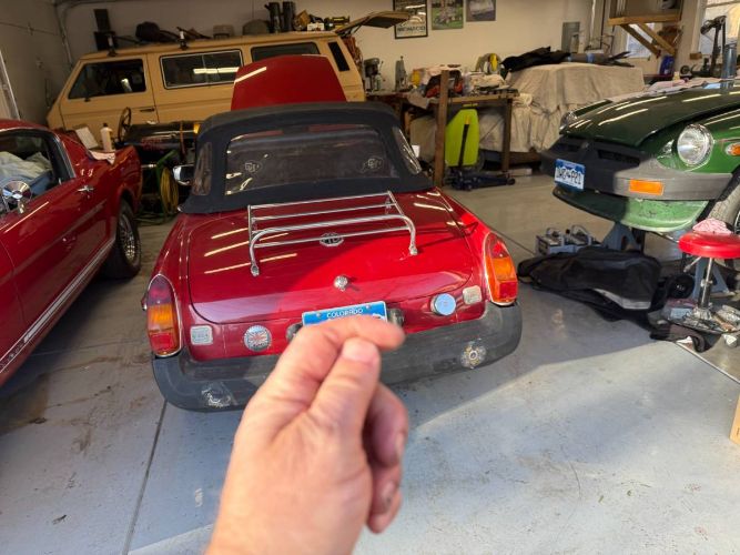 Mg-Mgb-1979-Red-16