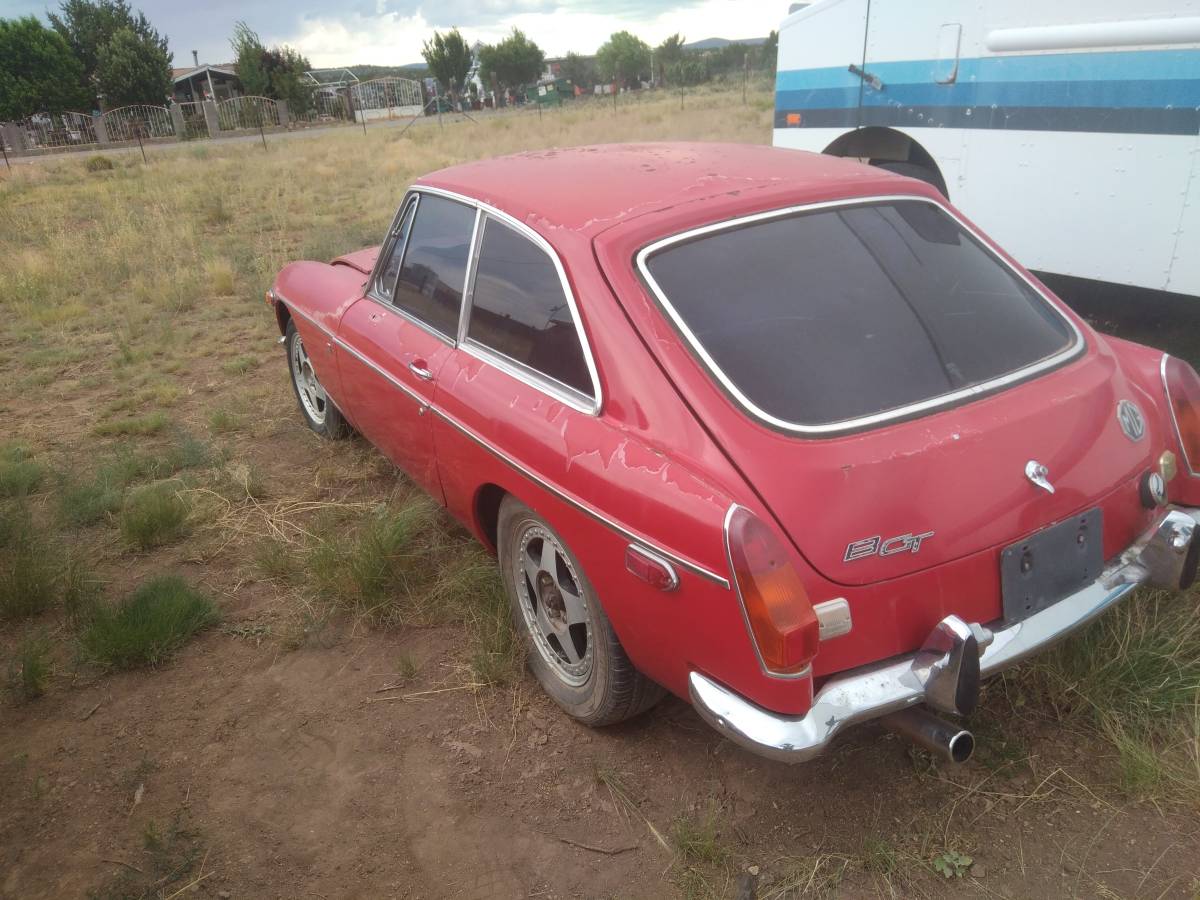 Mg-bgt-1972-red-4
