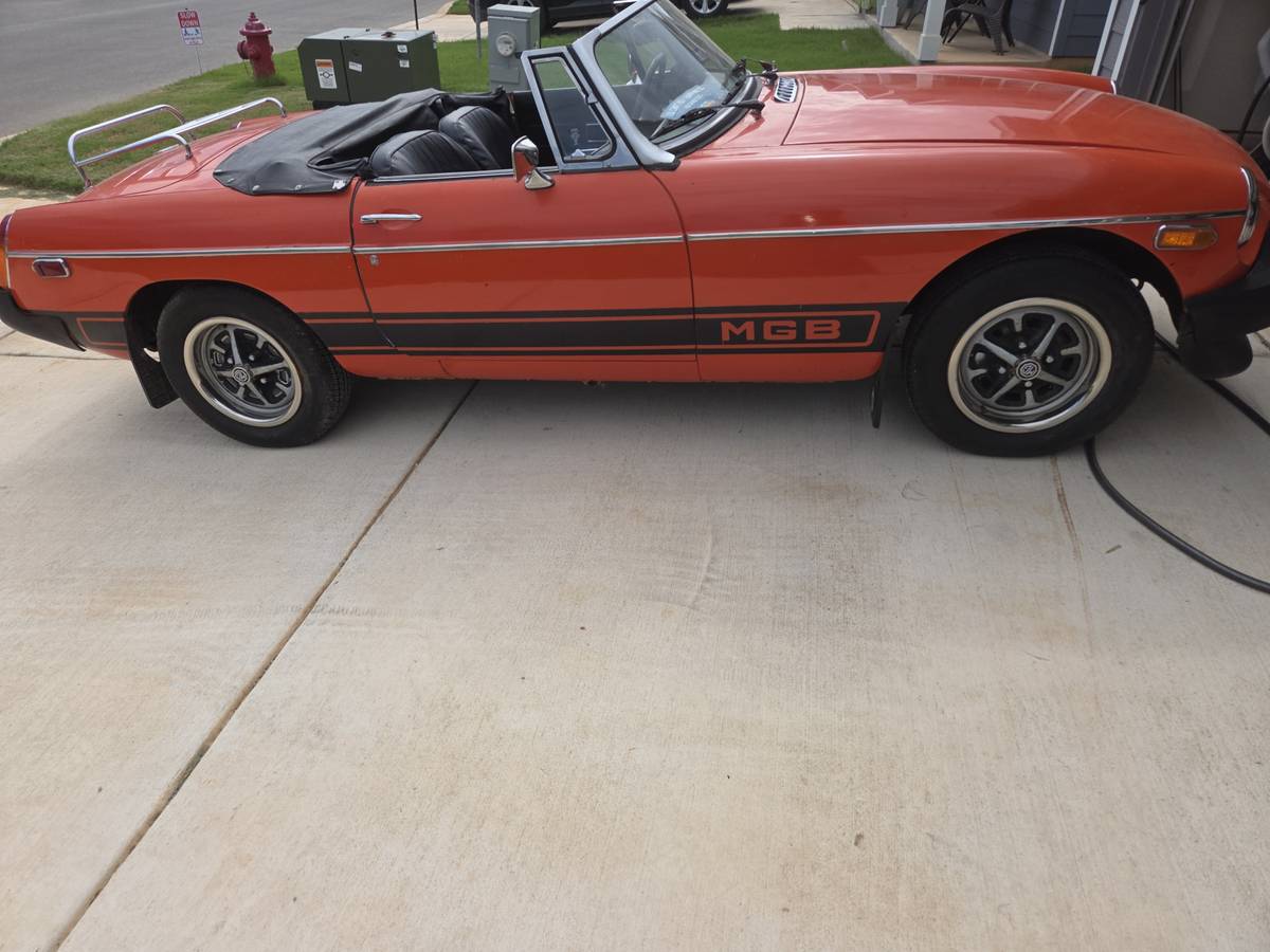 Mg-mgb-1978-orange-1