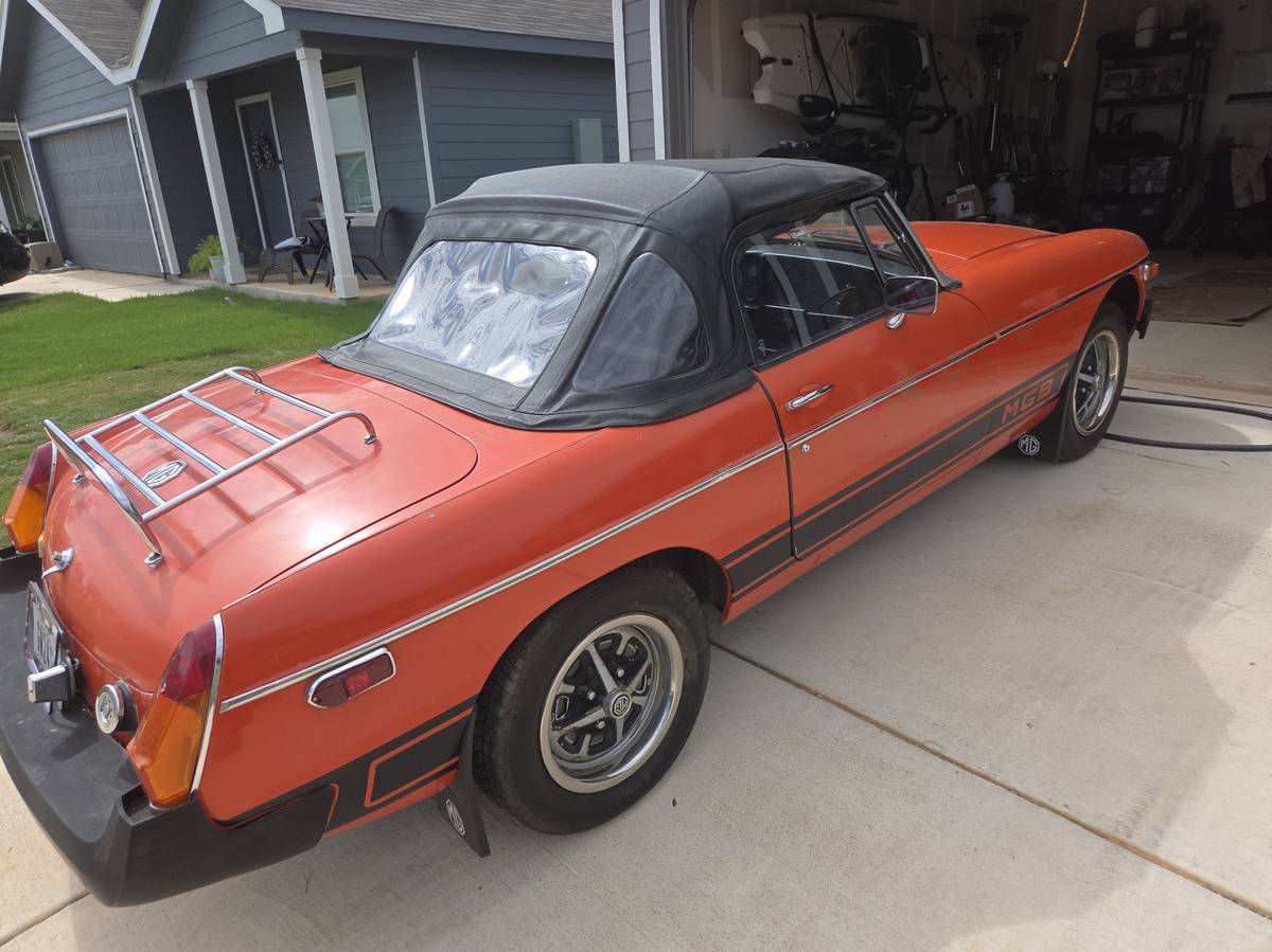 Mg-mgb-1978-orange-5