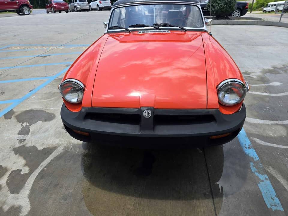 Mg-mgb-1980-orange-1