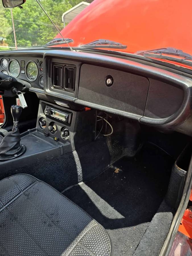 Mg-mgb-1980-orange-7
