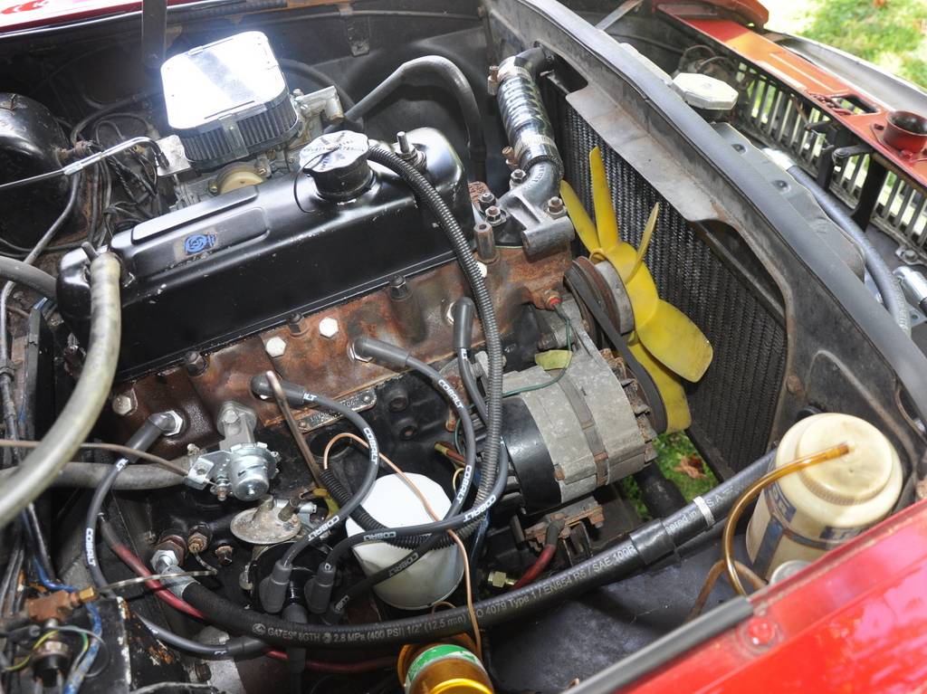 Mg-mgbgt-1972-red-11