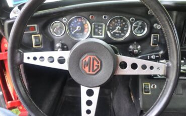 Mg-mgbgt-1972-red-23