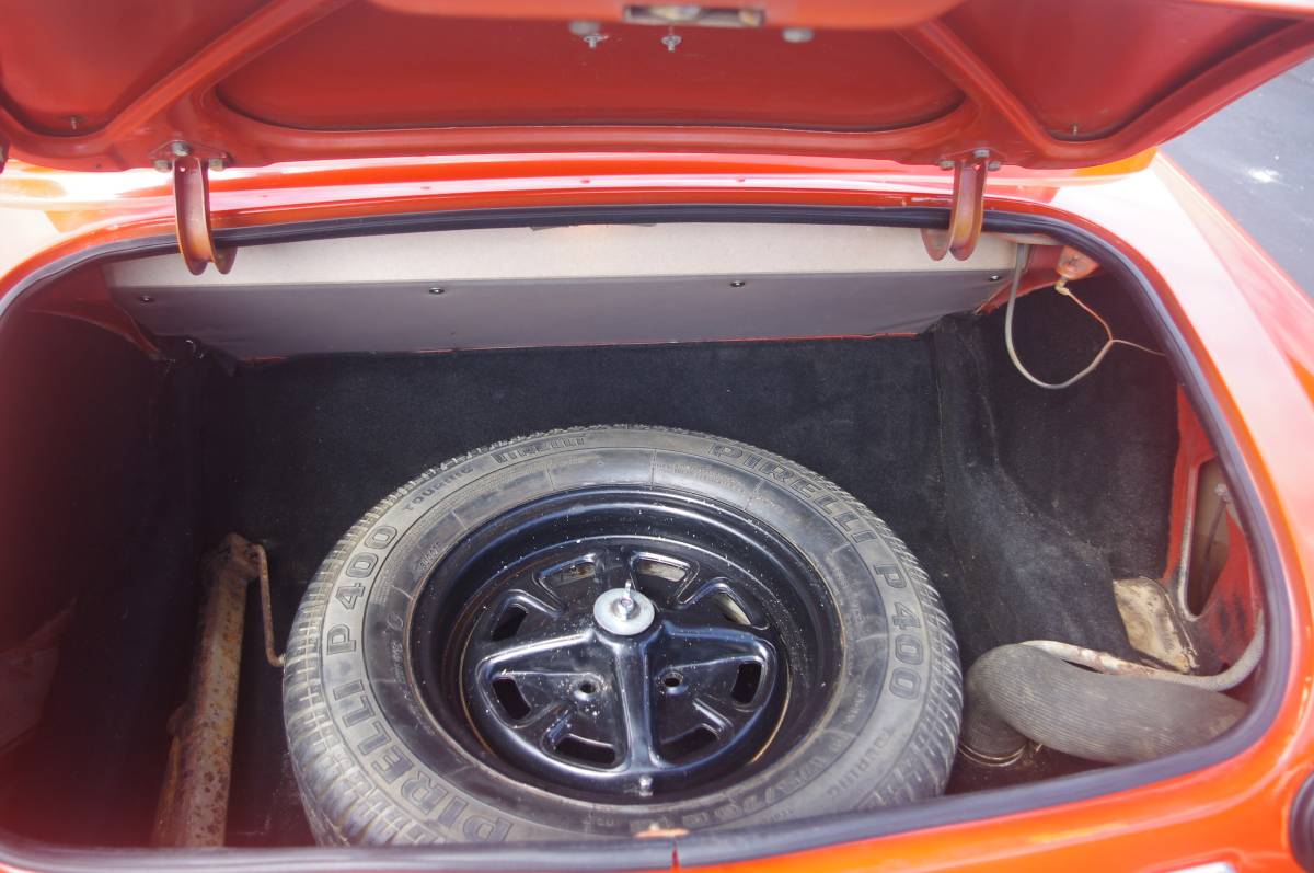 Mg-midget-1976-orange-2