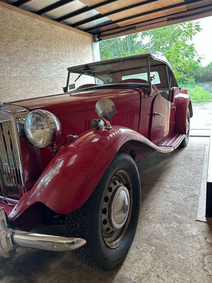 Mg-td-1952-red-1