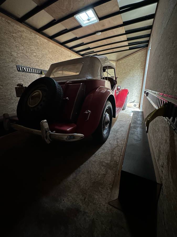 Mg-td-1952-red-6