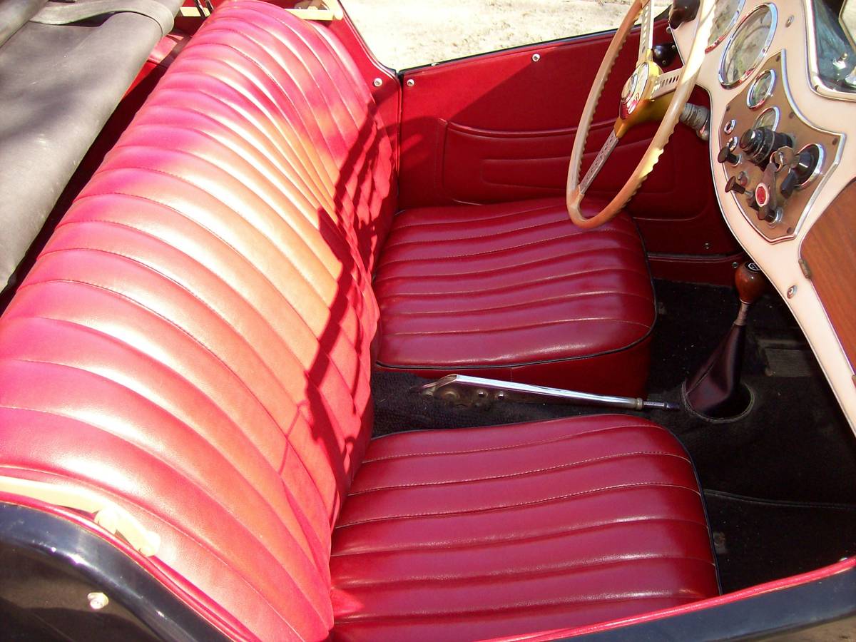 Mg-td-roadster-1952-black-4