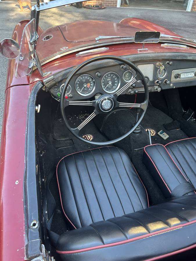 Mga-1600-roadster-1961-red-5