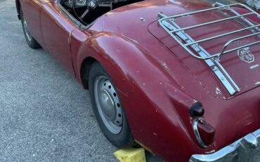 Mga-1600-roadster-1961-red-6