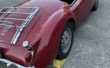 Mga-1600-roadster-1961-red-7
