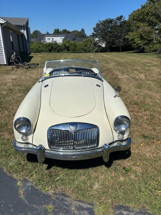 Mga-roadster-1956