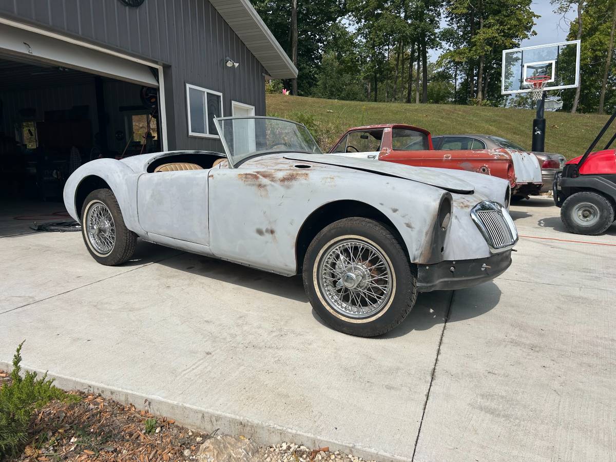 Mga-roadster-1959-grey-19