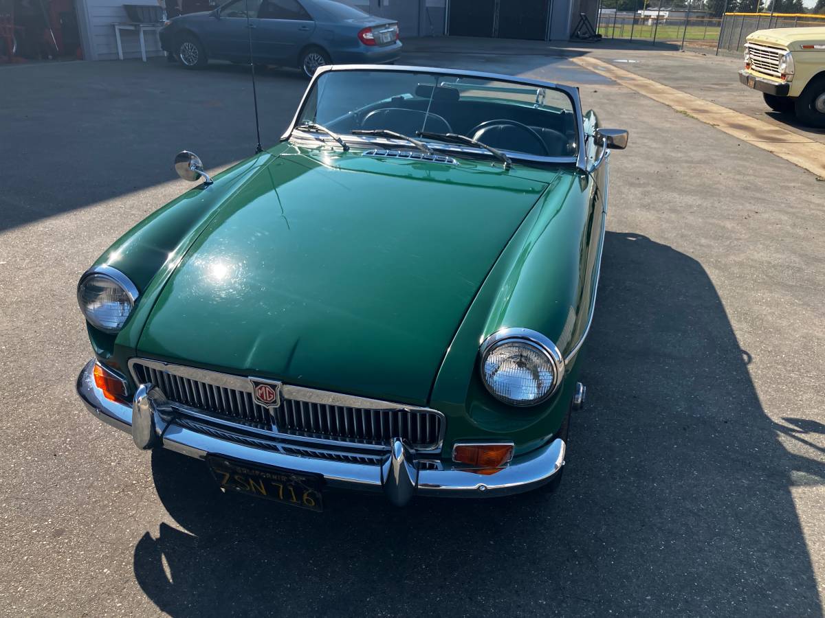 Mgb-1969-green-10