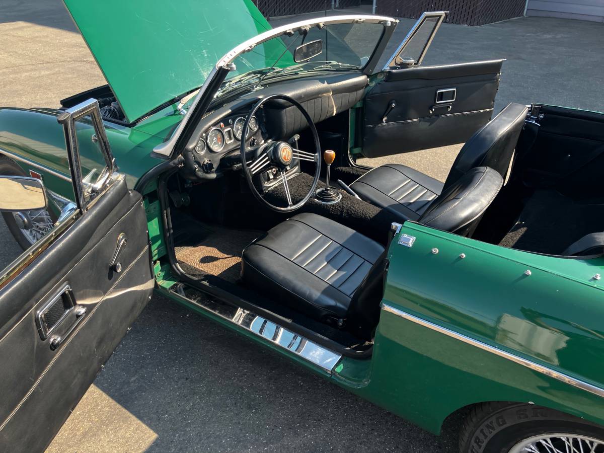Mgb-1969-green-8