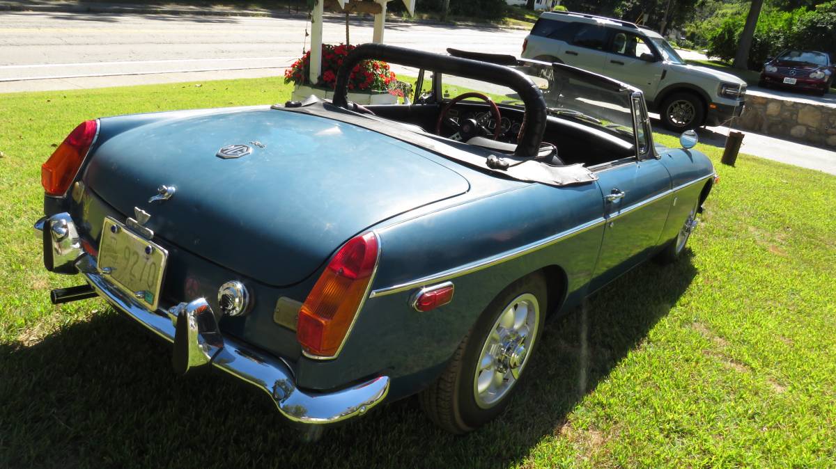 Mgb-1971-blue-2