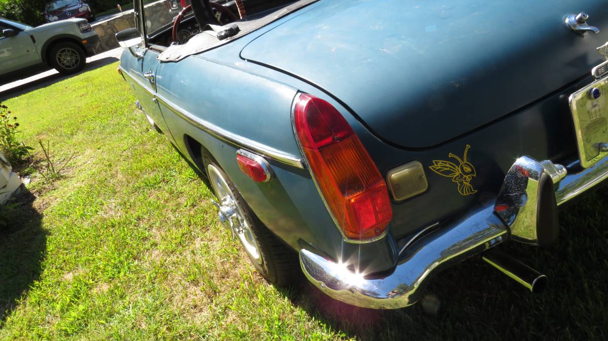 Mgb-1971-blue-4