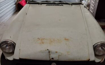 Mgb-1977-white-2