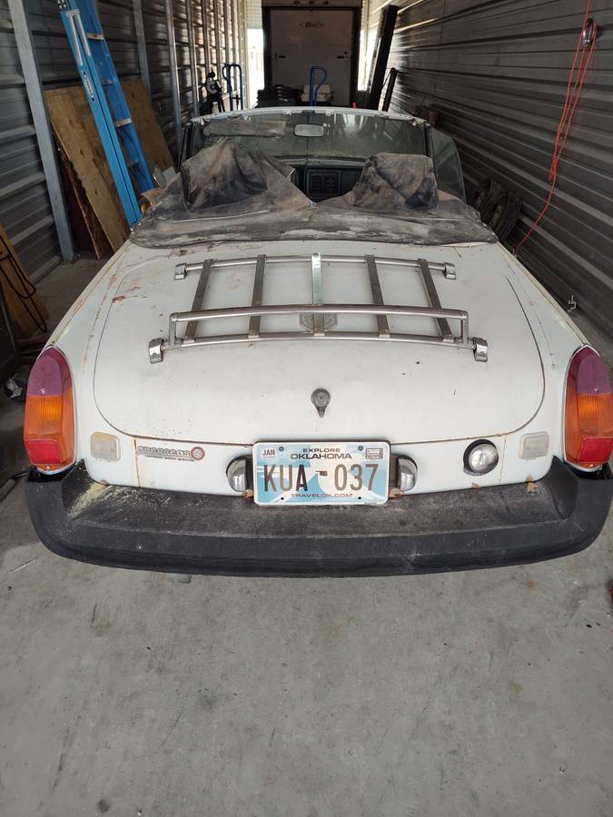 Mgb-1977-white-3