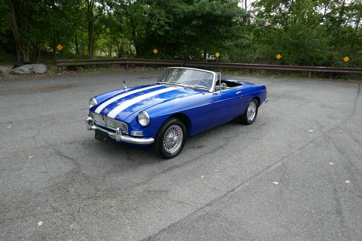 Mgb-convertible-1966-blue-1