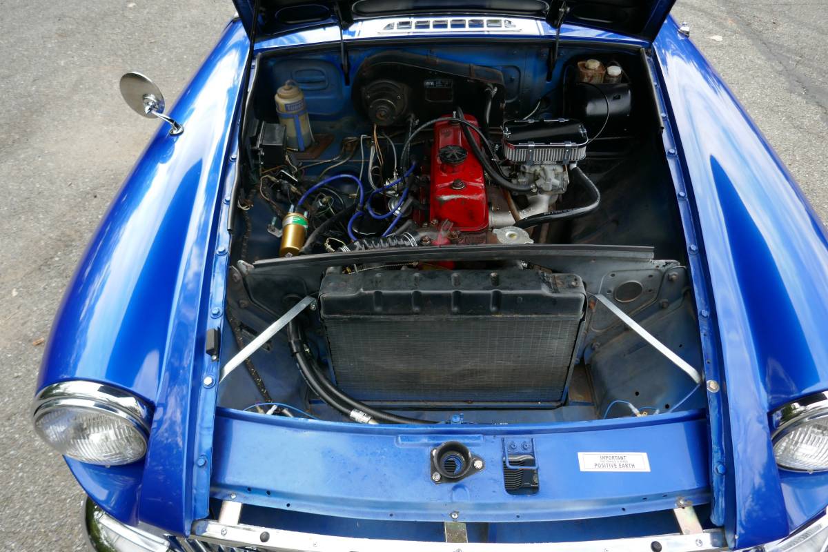 Mgb-convertible-1966-blue-14