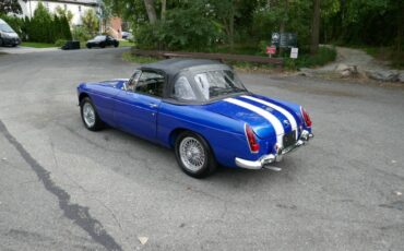 Mgb-convertible-1966-blue-3