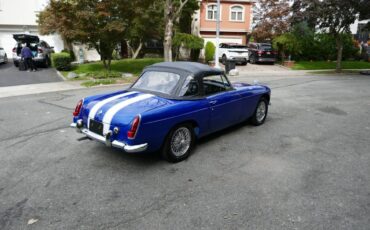Mgb-convertible-1966-blue-5