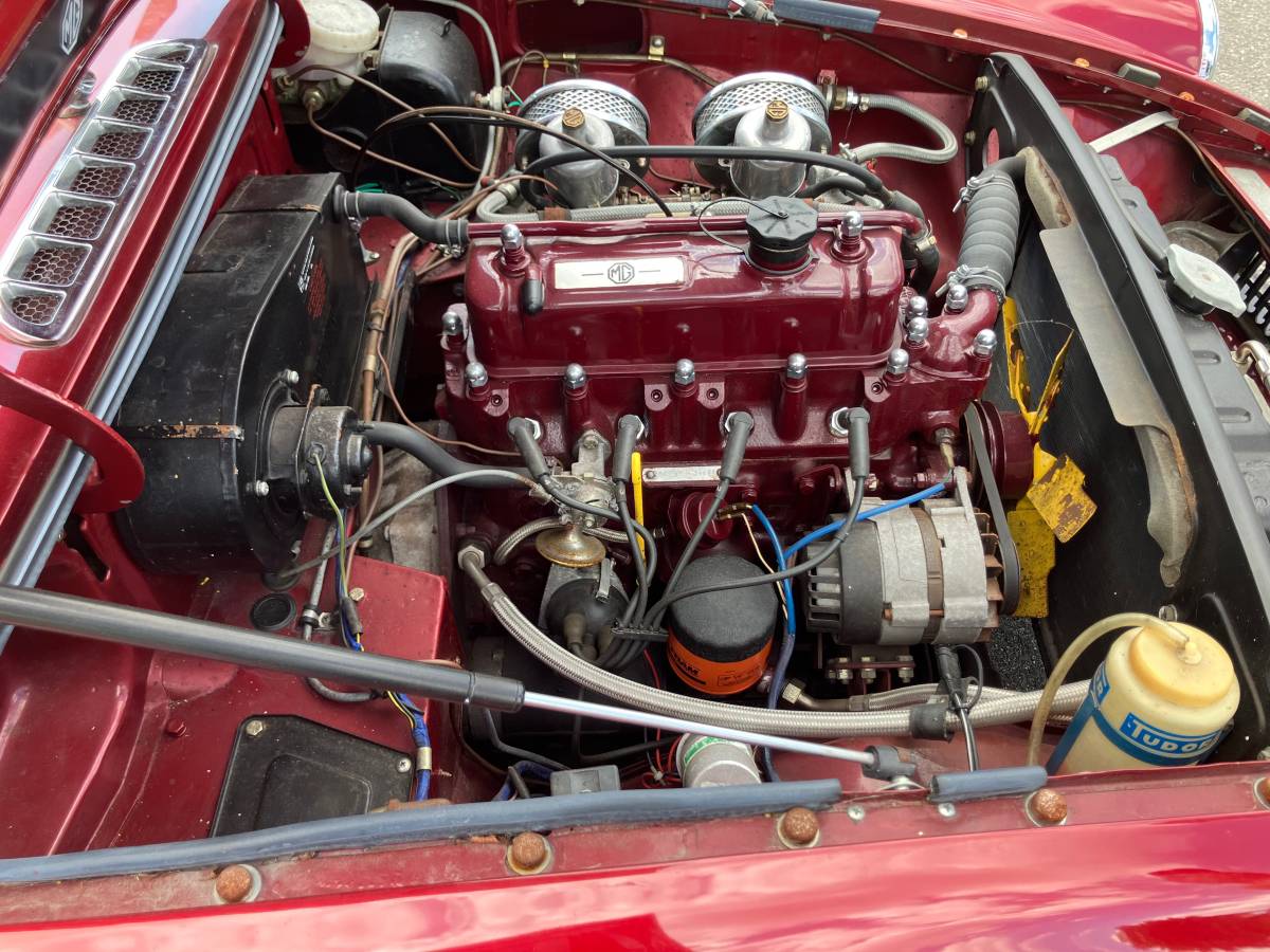 Mgb-convertible-1970-13