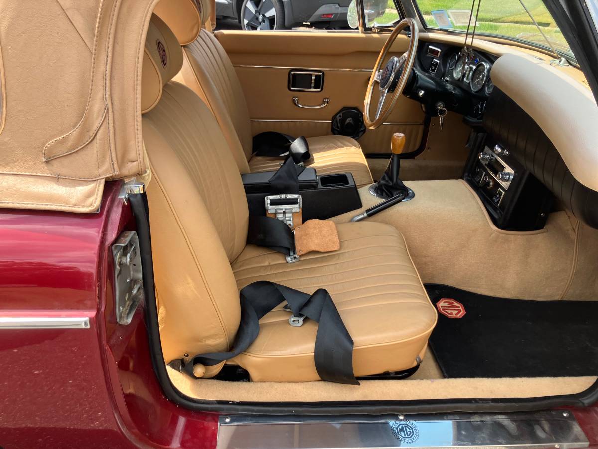 Mgb-convertible-1970-16