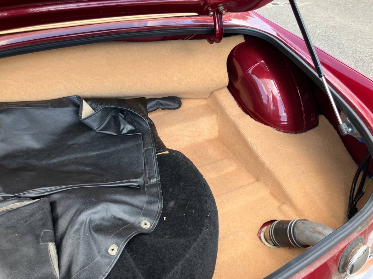 Mgb-convertible-1970-22