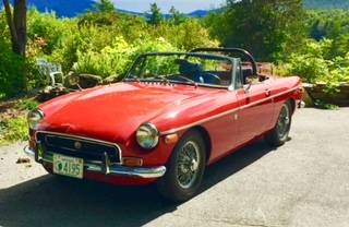 Mgb-convertible-1970-red-10