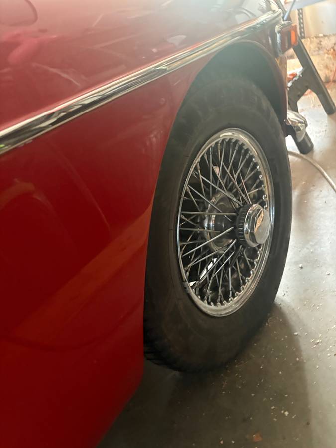 Mgb-convertible-1970-red-3