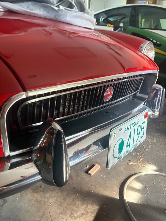 Mgb-convertible-1970-red-5