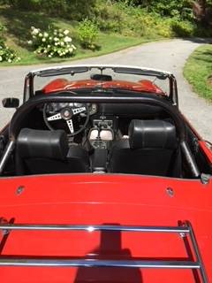 Mgb-convertible-1970-red-9