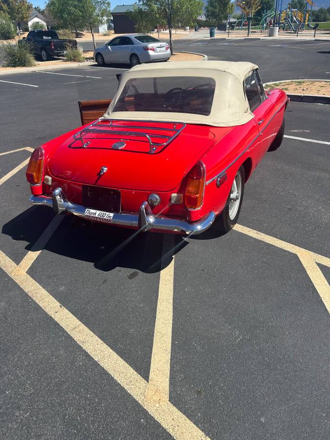 Mgb-convertible-1971-red