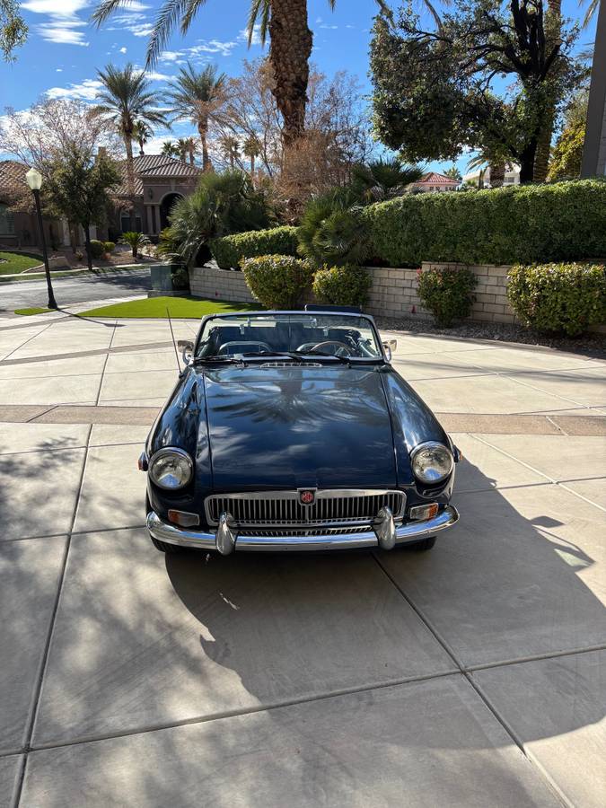 Mgb-convertible-1972-blue-5