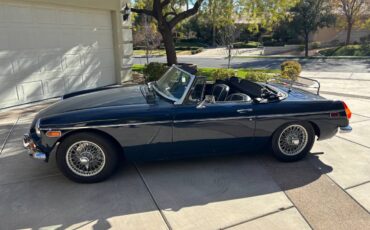 Mgb-convertible-1972-blue-9